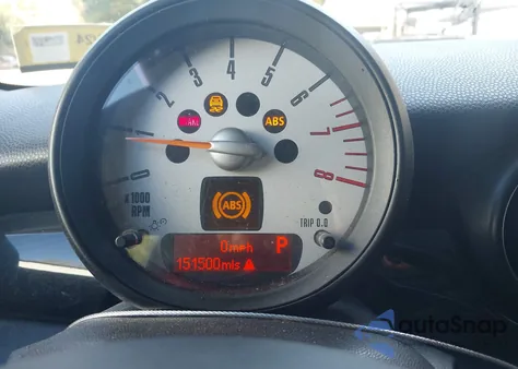 2013 Mini Hardtop Cooper z USA, uszkodzony, nr VIN WMWSU3C53DT689023